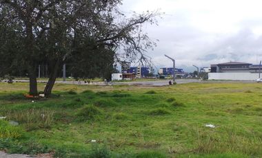 TERRENO EN VENTA EN URB. BUSINESS CENTER, RIOBAMBA