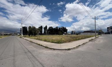 TERRENO EN VENTA EN URB. BUSINESS CENTER, RIOBAMBA