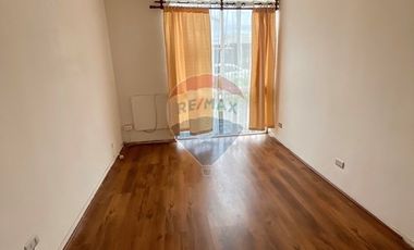 DEPARTAMENTO EXCELENTE ESTADO EN LOTA