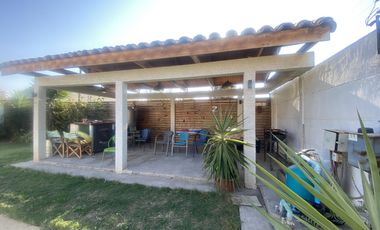 Casa en venta 3d 3 b Villa María Lucia