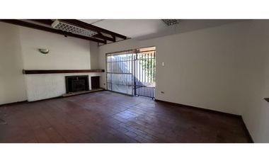 Arriendo Casa Avda Bombero Villalobos 3d 3b Potencial comercial.