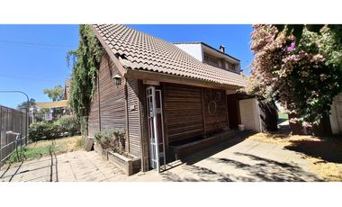 Vende Casa  Bombero Villalobos 3d 3b Potencial comercial