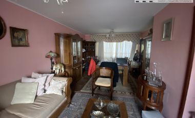 Propiedad comercial en avenida Freire.