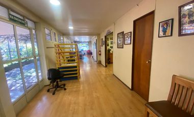 Casa comercial en Barrio el Tenis