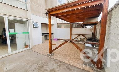 Departamento en Venta en O. Manuel Umaña con Arica