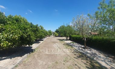 Oportunidad Rebajada Bella casa estilo chilena en tranquilo condominio a las afueras de Santiago