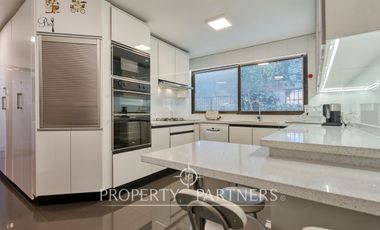 Cómoda, amplia y linda casa, en excelente ubicación