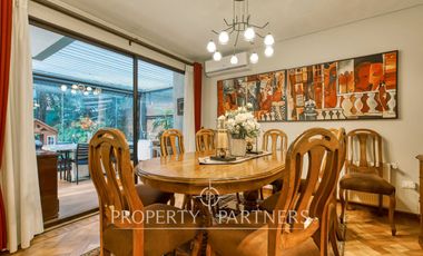 Cómoda, amplia y linda casa, en excelente ubicación