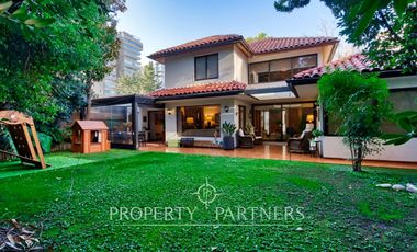 Cómoda, amplia y linda casa, en excelente ubicación