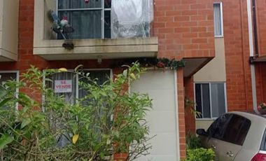 VENTA de CASA RESIDENCIAL en PEREIRA