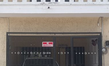 Casa En Renta En Lagos De Oriente, Guadalajara.