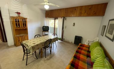 Excelente departamento 2 ambientes con cochera cubierta!!