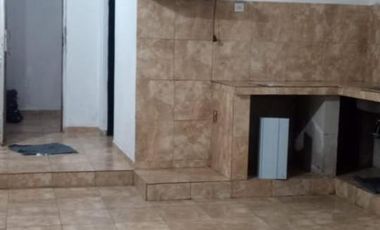 Local en venta - 15 Ambientes - Florencio Varela