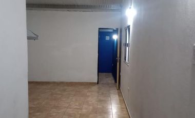 Local en venta - 15 Ambientes - Florencio Varela