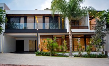 Casa de Lujo en Bosques del Lago