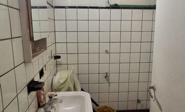 OPORTUNIDAD - ESQUINA COMERCIAL - EVA PERON AL 5200