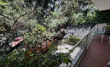 Casa en Venta para Remodelar / Jardines del Pedregal