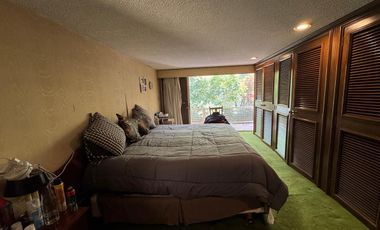 Casa en Venta para Remodelar / Jardines del Pedregal