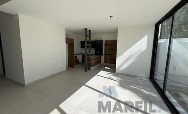 Casa en RENTA de 3 Recámaras, con vista al jardín al Norte de Colima
