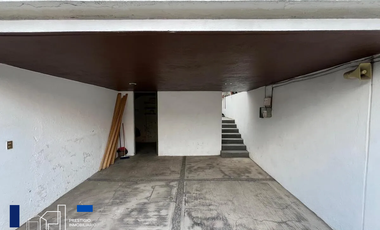 RENTA DE CASA CON JARDÍN EN COLONIA LOMAS DE TECAMACHALCO