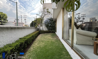 RENTA DE CASA CON JARDÍN EN COLONIA LOMAS DE TECAMACHALCO