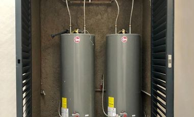 CASA EN VENTA CON SEGURIDAD EN HACIENDA DE LAS PALMAS,  INTERLOMAS