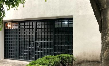 CASA EN VENTA CON SEGURIDAD EN HACIENDA DE LAS PALMAS,  INTERLOMAS