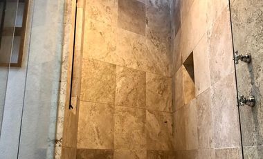 CASA EN VENTA CON SEGURIDAD EN HACIENDA DE LAS PALMAS,  INTERLOMAS