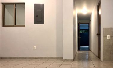 CASA EN VENTA CON SEGURIDAD EN HACIENDA DE LAS PALMAS,  INTERLOMAS