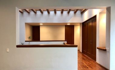 CASA EN VENTA CON SEGURIDAD EN HACIENDA DE LAS PALMAS,  INTERLOMAS