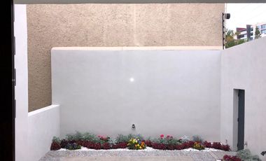 CASA EN VENTA CON SEGURIDAD EN HACIENDA DE LAS PALMAS,  INTERLOMAS