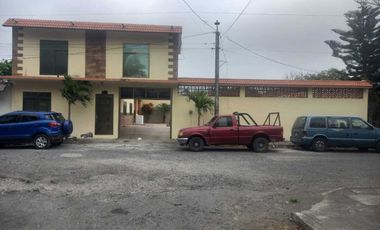 Casa en venta en Veracruz  ideal para salón de eventos Col. Playa Linda