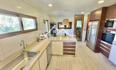 VENTA CASA EN PIEDRA ROJA. MEDITERRANEA 5 DORMITORIOS