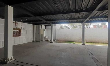 EN RENTA SAN LORENZO TEPALTITLAN, EDIFICIO DE 2 PLANTASTOLUCA