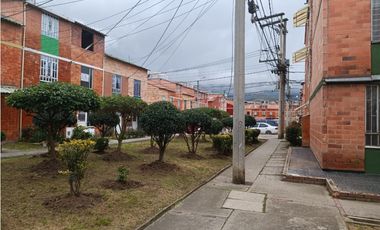 CASA EN VENTA EN PORTAL DE LA HACIENDA - TERREROS