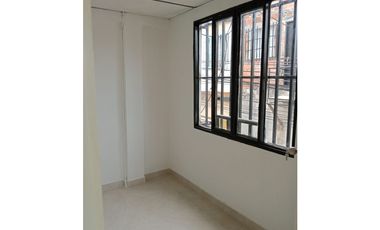 SE  ARRIENDA   APARTAMENTO 2 PISO EN CUBA