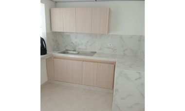 SE  ARRIENDA   APARTAMENTO 2 PISO EN CUBA
