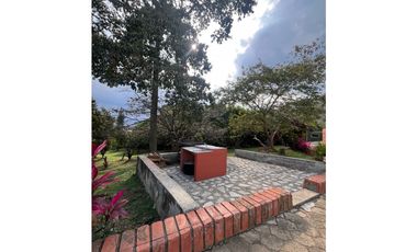 SE VENDE FINCA EN COPACABANA