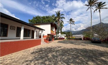 SE VENDE FINCA EN COPACABANA