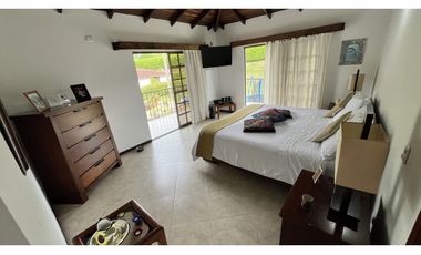 VENTA DE CASA CAMPESTRE EN ARMENIA, QUINDO, COLOMBIA
