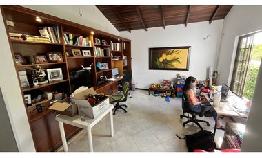 VENTA DE CASA CAMPESTRE EN ARMENIA, QUINDO, COLOMBIA