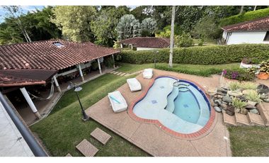 VENTA DE CASA CAMPESTRE EN ARMENIA, QUINDO, COLOMBIA