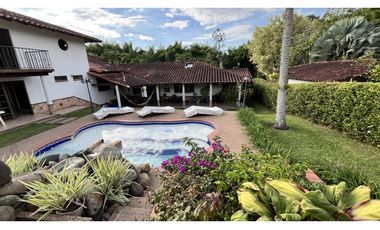 VENTA DE CASA CAMPESTRE EN ARMENIA, QUINDO, COLOMBIA