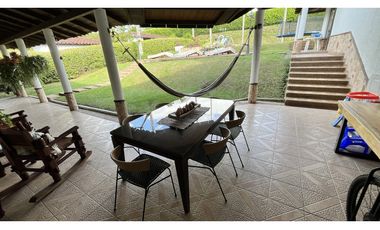 VENTA DE CASA CAMPESTRE EN ARMENIA, QUINDO, COLOMBIA