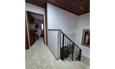 EN VENTA CASA DE 2 NIVELES EN VILLA SANTOS - BARRANQUILLA