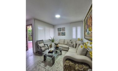EN VENTA CASA DE 2 NIVELES EN VILLA SANTOS - BARRANQUILLA