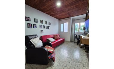 EN VENTA CASA DE 2 NIVELES EN VILLA SANTOS - BARRANQUILLA