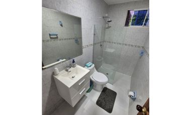 EN VENTA CASA DE 2 NIVELES EN VILLA SANTOS - BARRANQUILLA