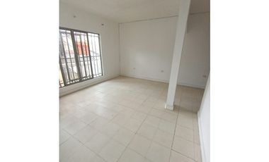 ALQUILER CASA EN 2 PISO