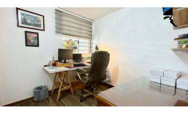 Casa remodelada de dos pisos en venta - Barrio La Italia Palmira Valle